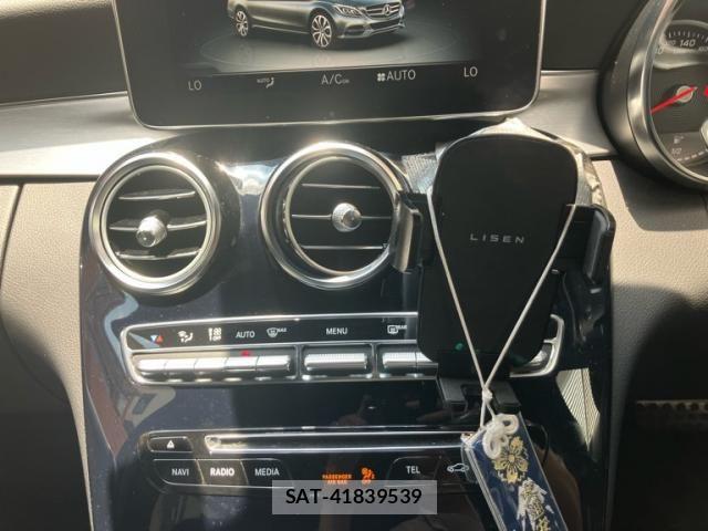 Mercedes Benz C-CLASS 2018-06 8074517-17
