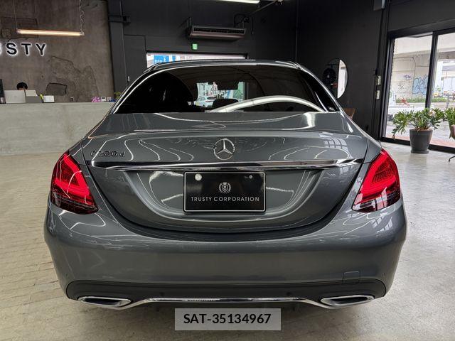 Mercedes Benz C-CLASS 2018-11 8100344-5