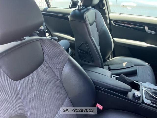 Mercedes Benz C-CLASS 2012-09 8146139-12