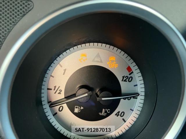 Mercedes Benz C-CLASS 2012-09 8146139-20