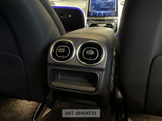 Mercedes Benz C-CLASS 2025-08 8158772-19