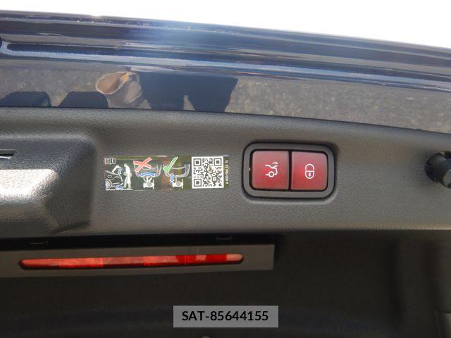 Mercedes Benz C-CLASS 2025-07 8158775-14