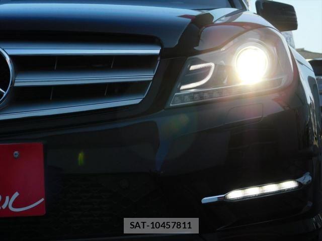 Mercedes Benz C-CLASS 2013-01 8208623-28