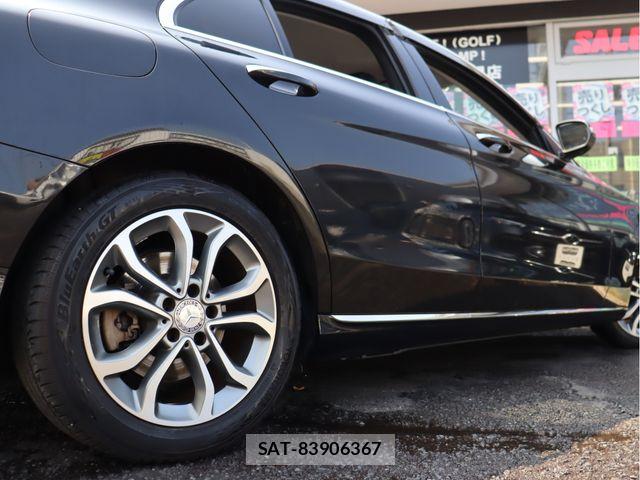 Mercedes Benz C-CLASS 2015-01 8208620-23