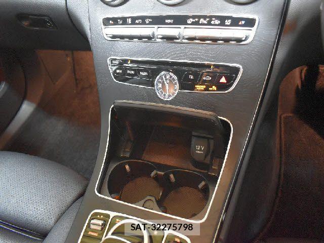 Mercedes Benz C-CLASS 2017-09 8208619-11