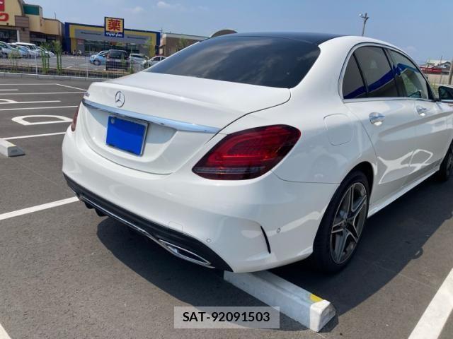 Mercedes Benz C-CLASS 2019-06 8208617-3