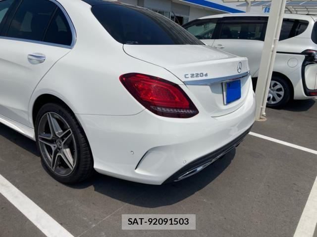 Mercedes Benz C-CLASS 2019-06 8208617-4