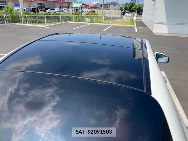Mercedes Benz C-CLASS 2019-06 8208617-5