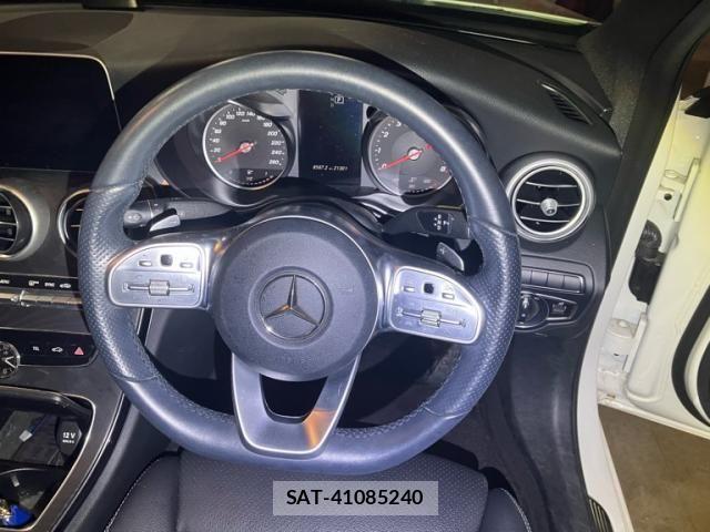 Mercedes Benz C-CLASS 2019-03 8230757-15