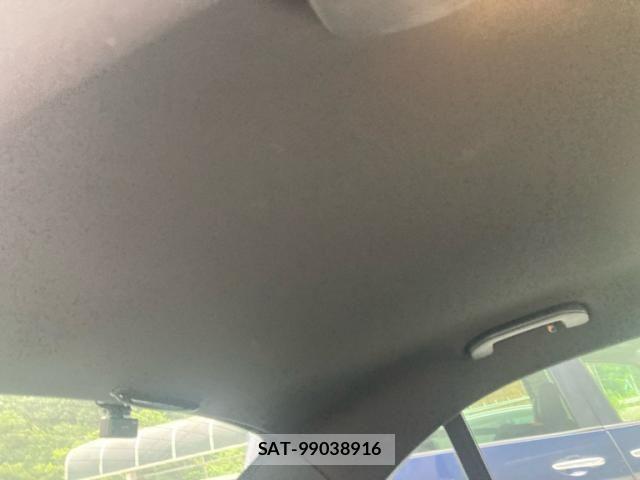 Mercedes Benz C-CLASS 2015-06 8230759-10