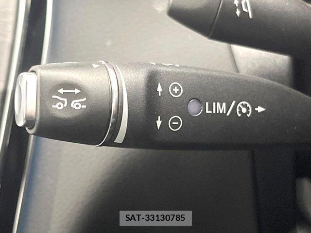 Mercedes Benz C-CLASS 2015-08 8315358-4