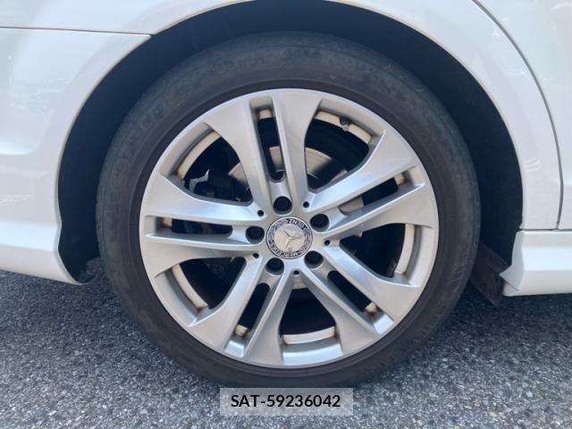 Mercedes Benz C-CLASS 2014-03 8315361-7