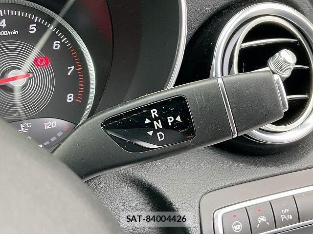 Mercedes Benz C-CLASS 2018-02 8315357-11