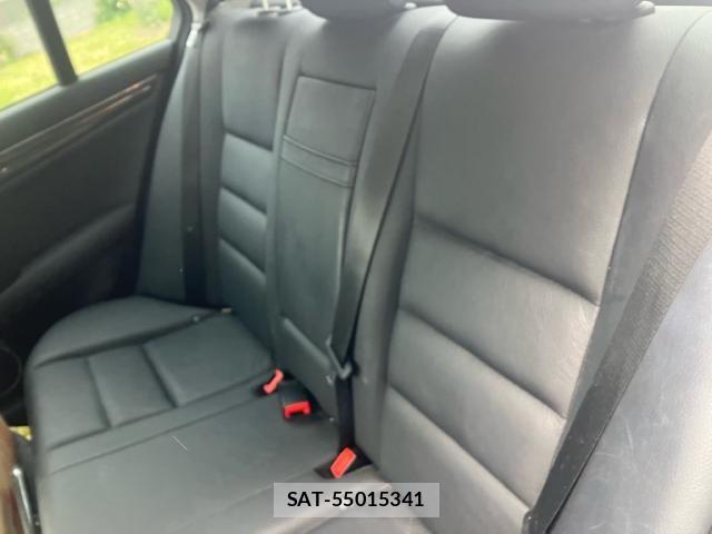 Mercedes Benz C-CLASS 2009-04 8315360-15