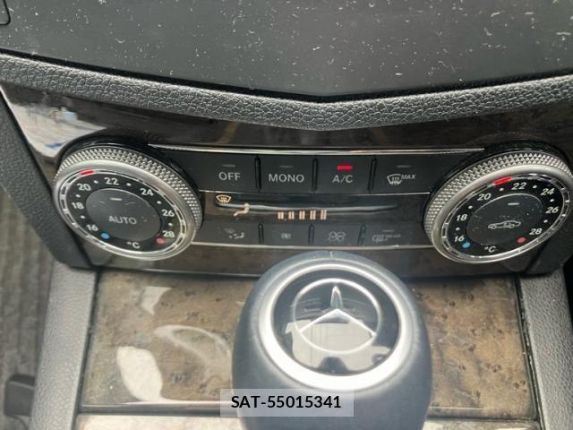 Mercedes Benz C-CLASS 2009-04 8315360-26