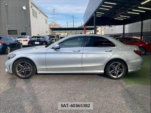 Mercedes Benz C-CLASS 2018-11 8336705-16