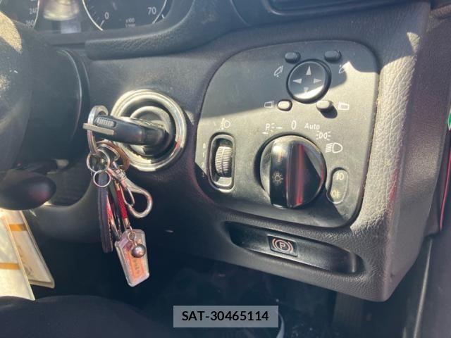 Mercedes Benz C-CLASS 2005-05 8354914-15