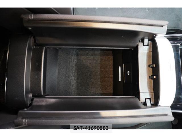 Mercedes Benz C-CLASS 2025-08 8366911-21