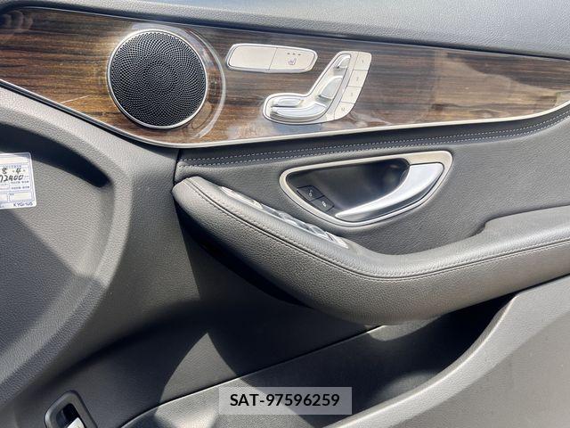Mercedes Benz C-CLASS 2015-02 8366915-8