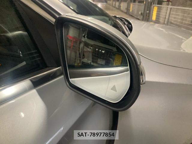 Mercedes Benz C-CLASS 2018-05 8371843-11