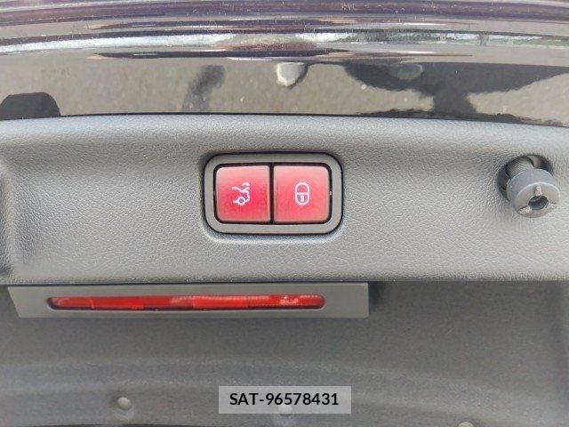 Mercedes Benz C-CLASS 2022-11 8413497-27