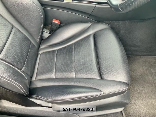 Mercedes Benz C-CLASS 2016-08 8413512-12