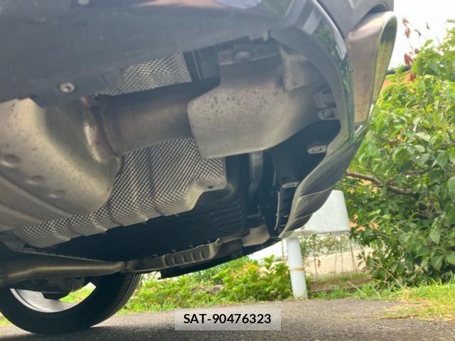 Mercedes Benz C-CLASS 2016-08 8413512-28