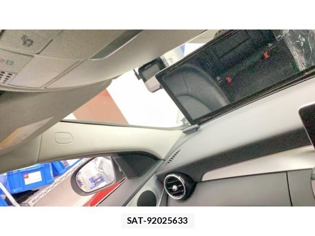 Mercedes Benz C-CLASS 2015-04 8413510-12