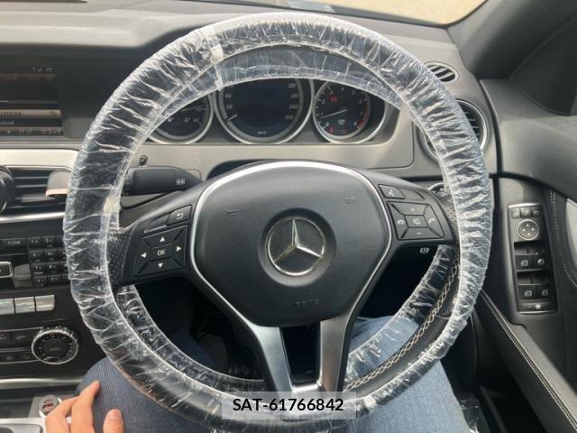 Mercedes Benz C-CLASS 2014-02 8413514-19