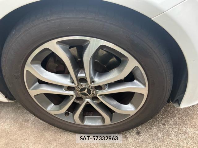 Mercedes Benz C-CLASS 2018-02 8438401-1