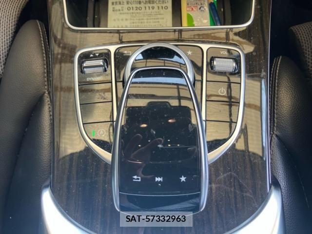 Mercedes Benz C-CLASS 2018-02 8438401-19