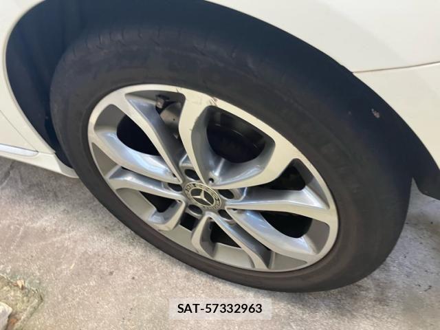 Mercedes Benz C-CLASS 2018-02 8438401-3