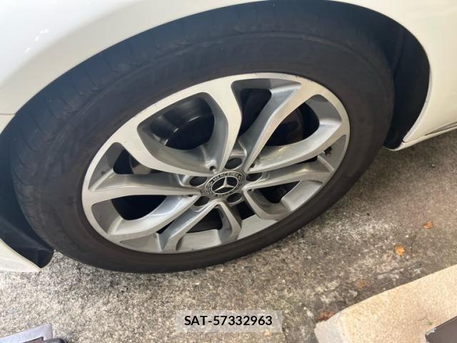 Mercedes Benz C-CLASS 2018-02 8438401-4