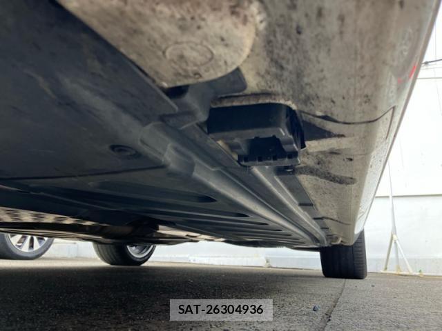 Mercedes Benz C-CLASS 2015-10 8438400-20