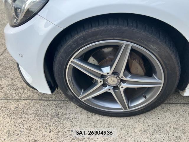 Mercedes Benz C-CLASS 2015-10 8438400-6