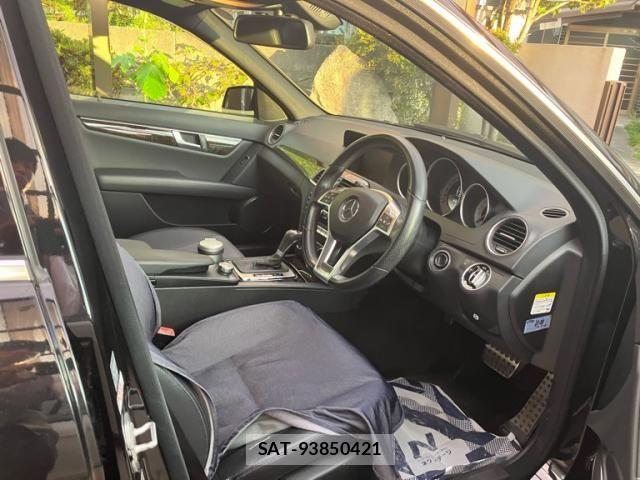 Mercedes Benz C-CLASS 2012-07 8457881-9