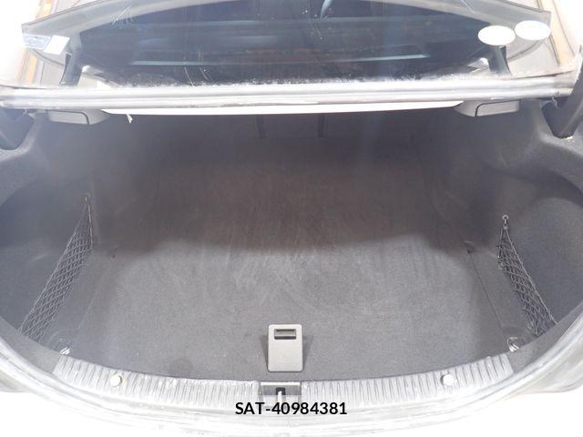 Mercedes Benz C-CLASS 2014-11 8525685-26