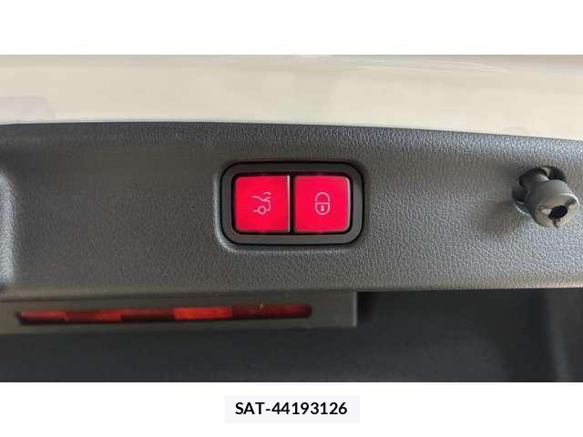 Mercedes Benz C-CLASS 2022-06 8562609-5