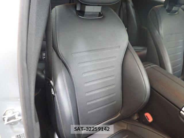 Mercedes Benz C-CLASS 2023-10 8627634-23