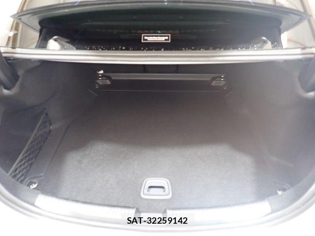 Mercedes Benz C-CLASS 2023-10 8627634-26