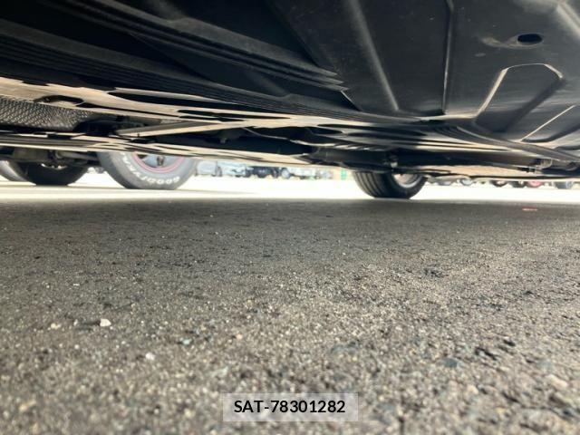Mercedes Benz C-CLASS 2018-04 8627637-11