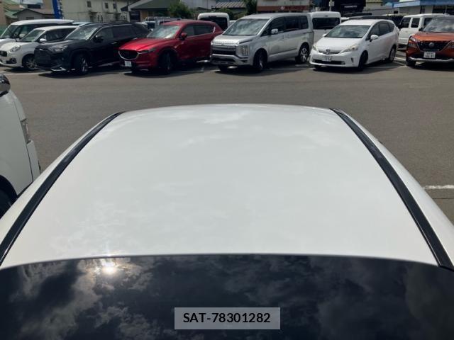 Mercedes Benz C-CLASS 2018-04 8627637-14