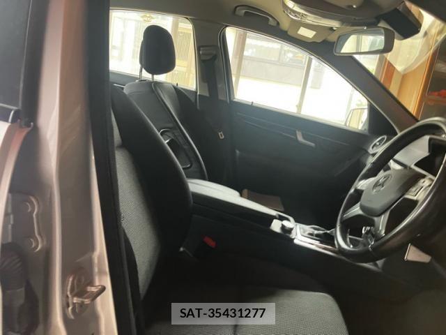 Mercedes Benz C-CLASS 2012-07 8627638-10