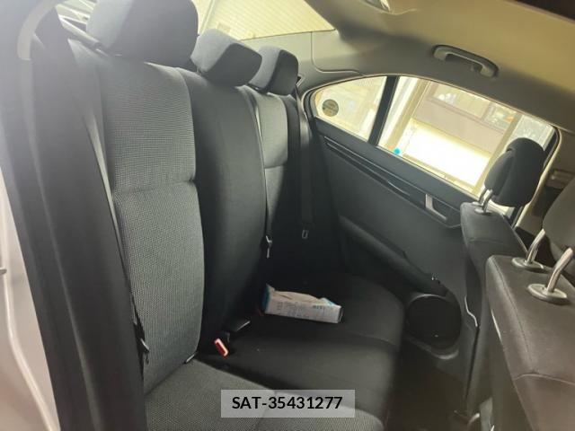 Mercedes Benz C-CLASS 2012-07 8627638-11