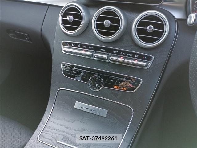 Mercedes Benz C-CLASS 2017-10 8660158-11