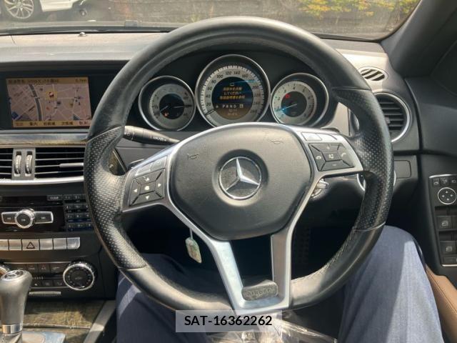 Mercedes Benz C-CLASS 2011-07 8685923-13