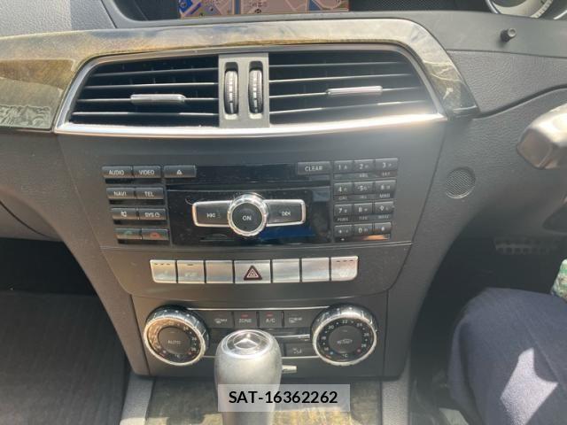 Mercedes Benz C-CLASS 2011-07 8685923-18