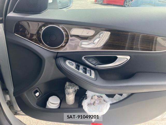 Mercedes Benz C-CLASS 2016-01 8743804-16