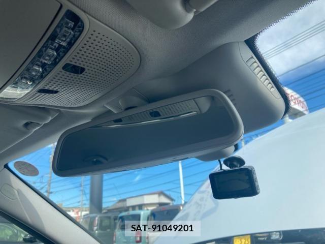 Mercedes Benz C-CLASS 2016-01 8743804-18