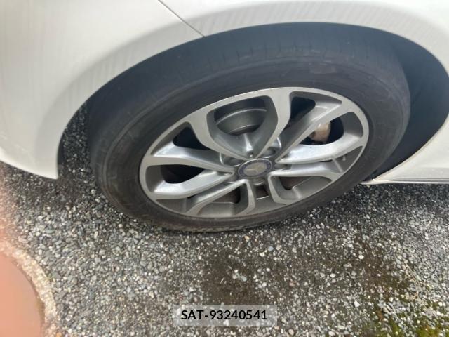 Mercedes Benz C-CLASS 2014-08 8743802-8